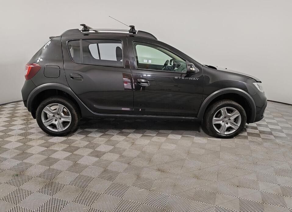 Renault Sandero Stepway 1.6 CVT (113 л.с.)