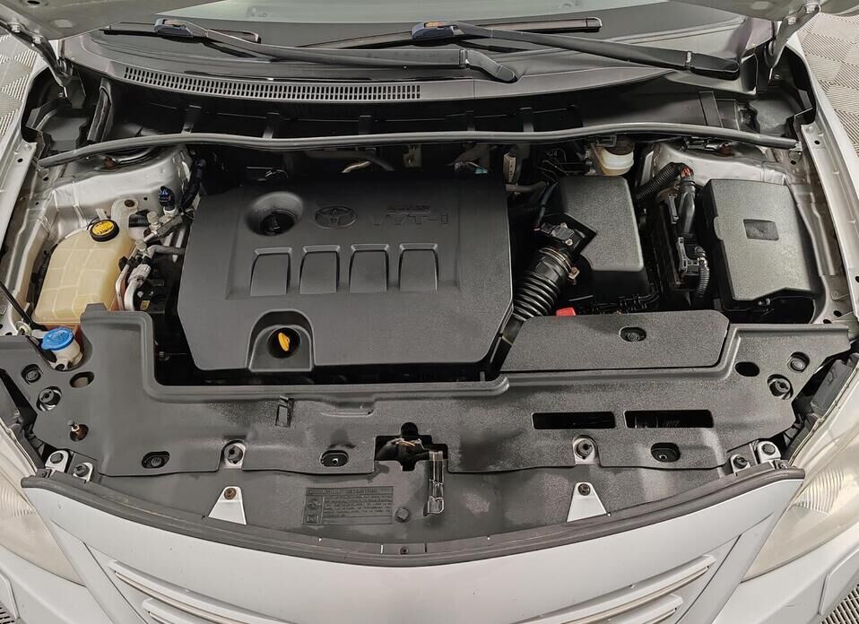 Toyota Corolla 1.6 AT (124 л.с.)
