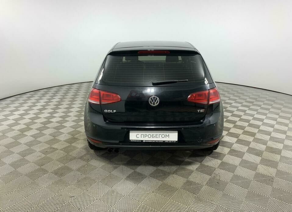 Volkswagen Golf 1.4 MT (122 л.с.)