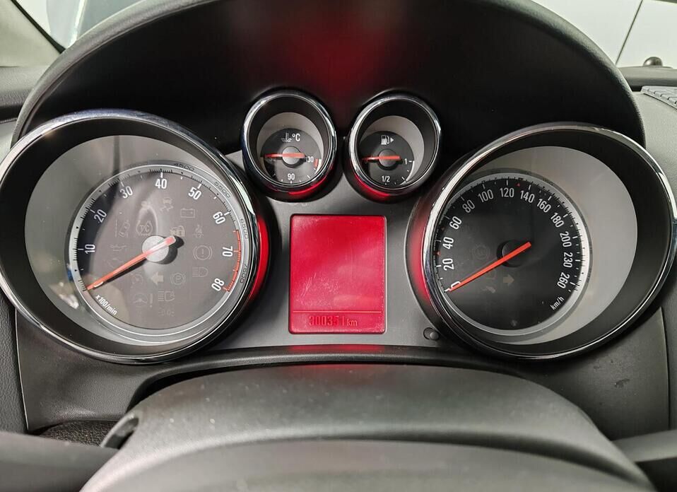 Opel Astra, J Рестайлинг 1.4 AT (140 л.с.)