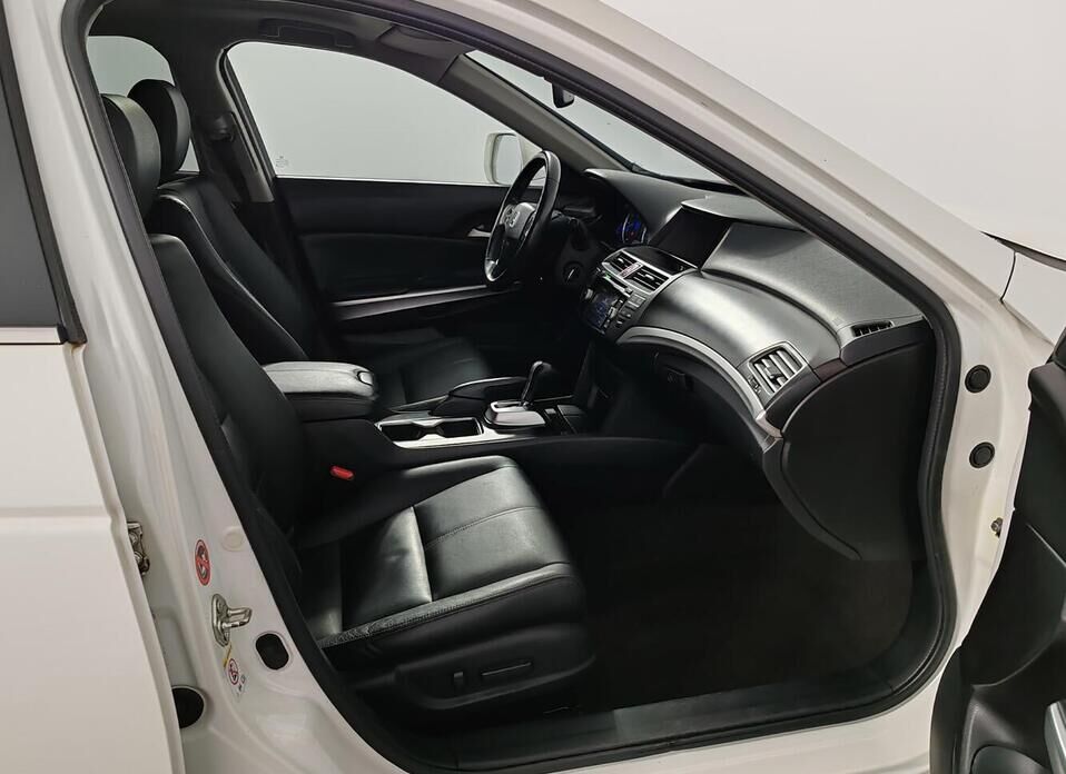 Honda Crosstour 2.4 AT (194 л.с.)