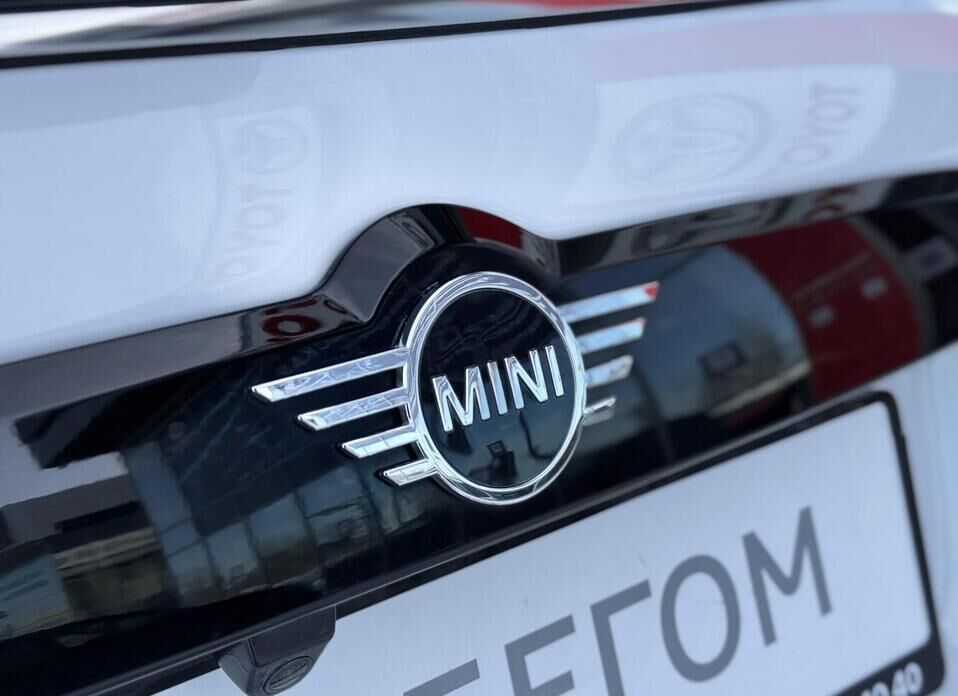 MINI Countryman, II John Cooper Works 2.0 AT (231 л.с.) 4WD