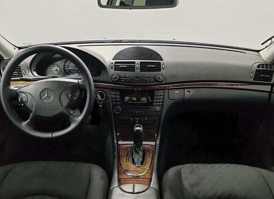 Mercedes-Benz E-Класс 240 2.6 AT (177 л.с.)