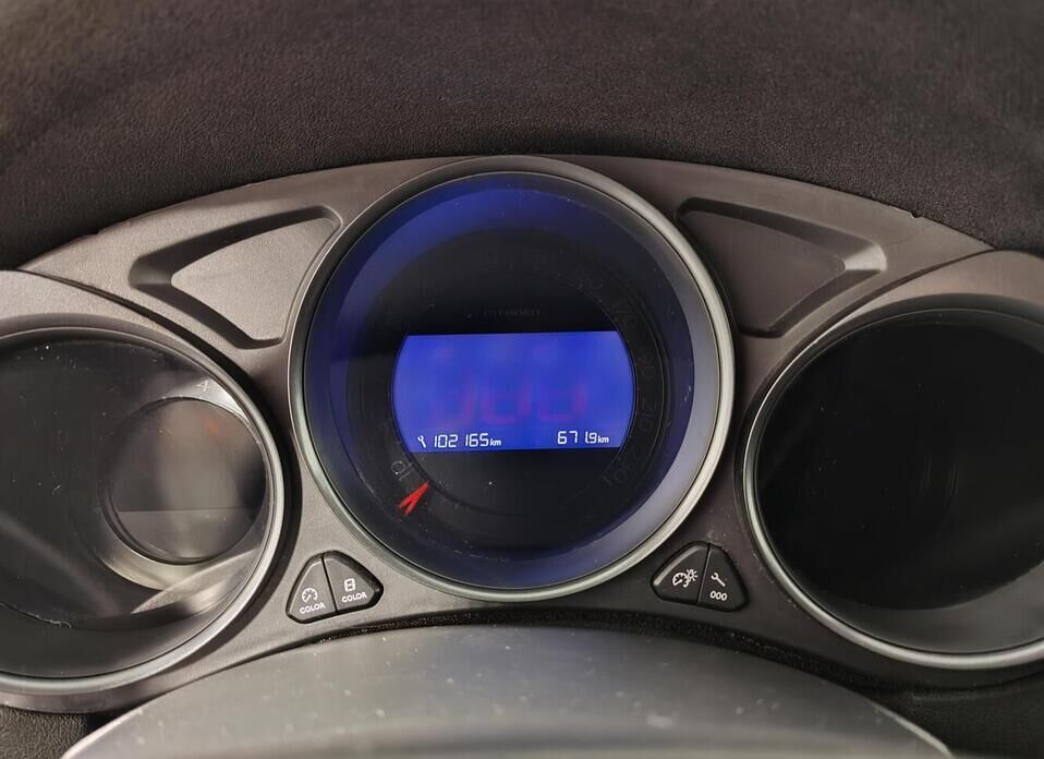 Citroen C4, II 1.6 AT (120 л.с.)