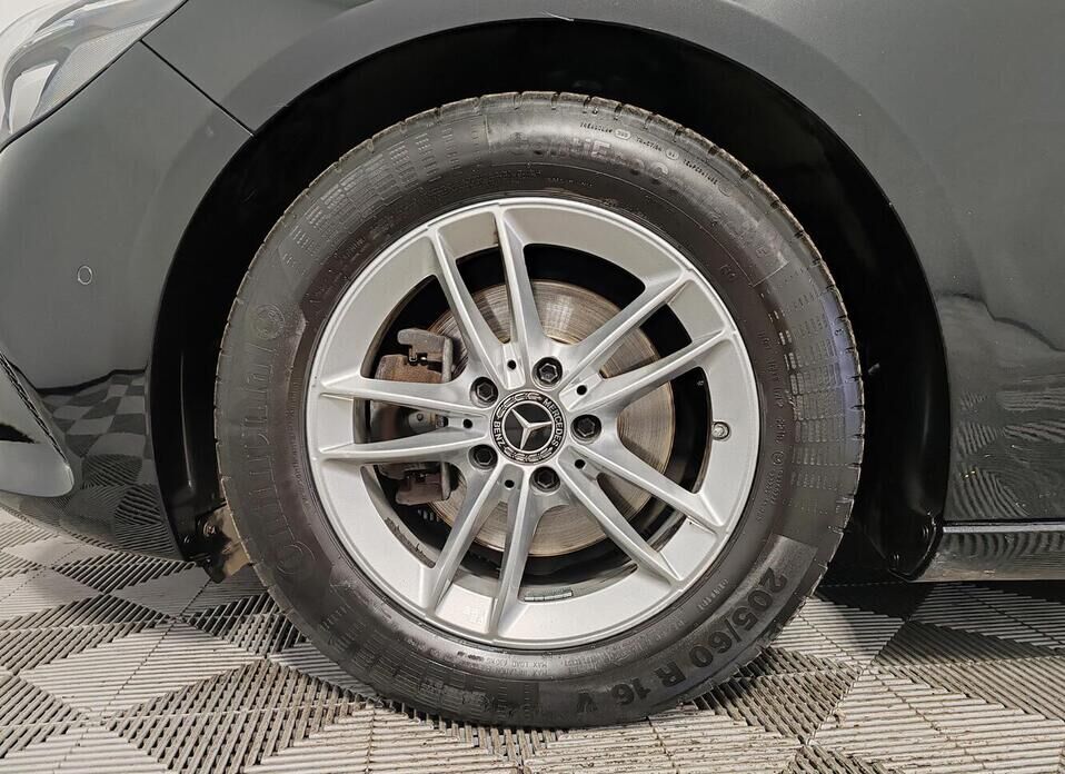 Mercedes-Benz B-Класс 180 1.3 AMT (136 л.с.)