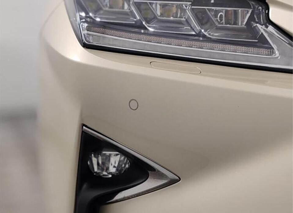 Lexus RX, IV 300 2.0 AT (238 л.с.) 4WD