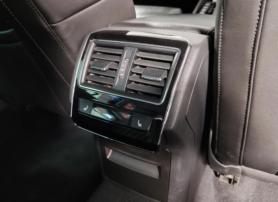 Skoda Superb 2.0 AMT (220 л.с.)