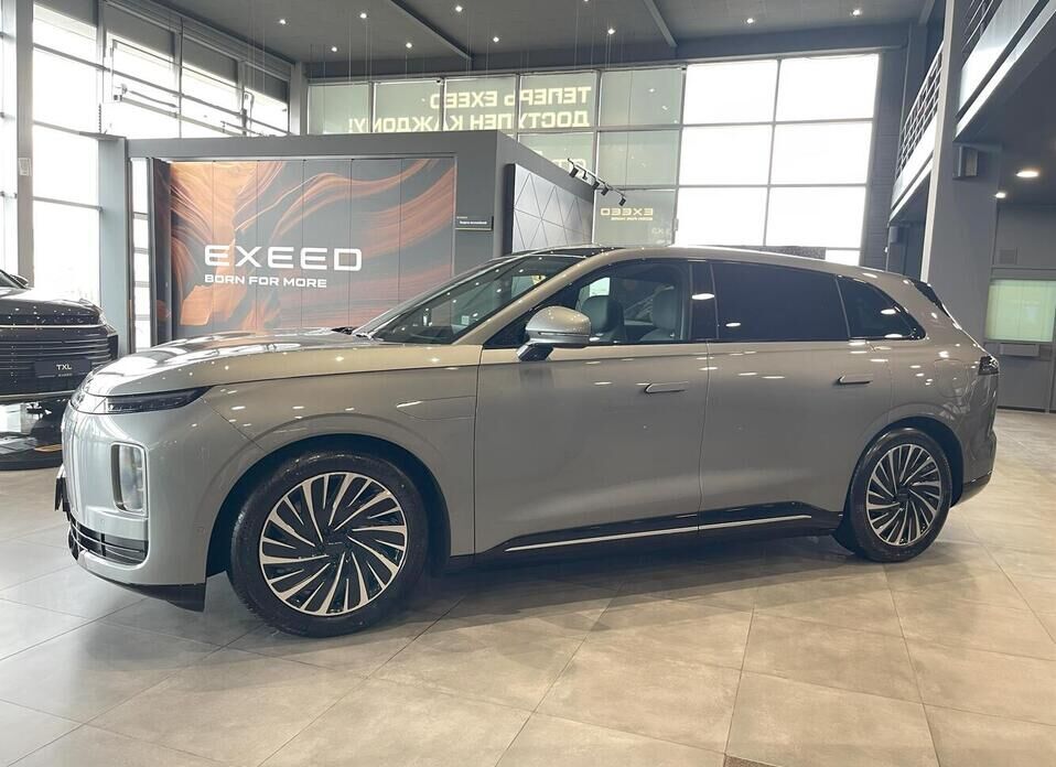 EXEED Exlantix ET 1.5hyb AT (469 л.с.) 4WD