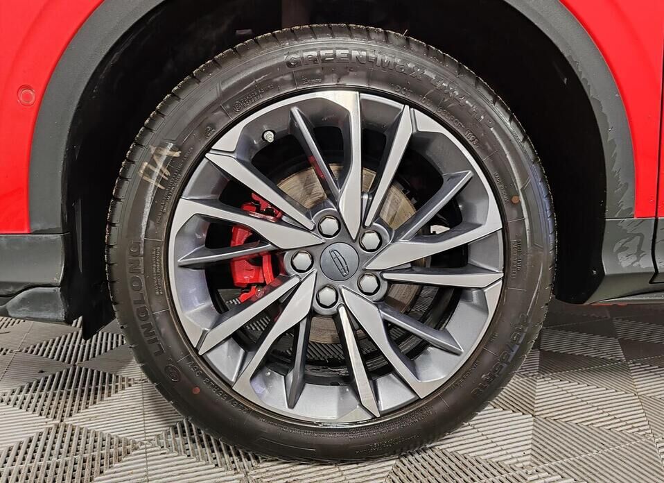 Geely Coolray 1.5 AMT (150 л.с.)