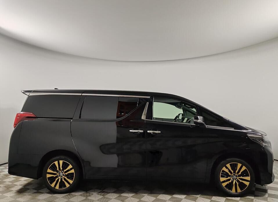 Toyota Alphard, III Рестайлинг 3.5 AT (300 л.с.)
