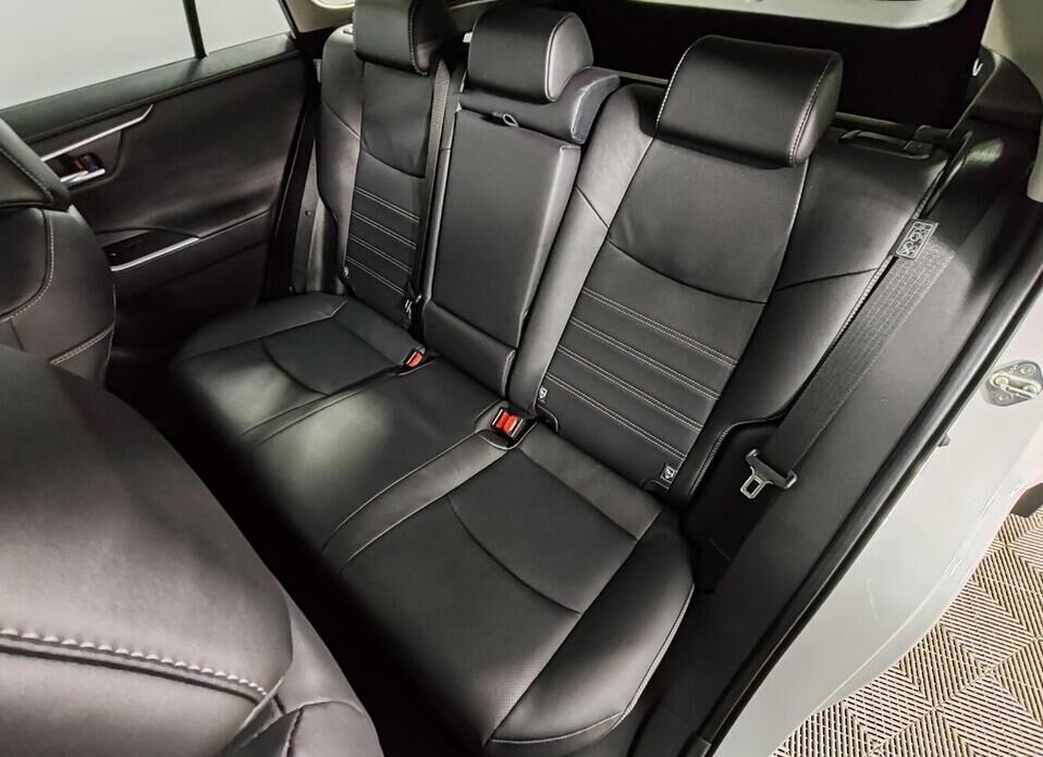 Toyota RAV4, V (XA50) 2.0 CVT (173 л.с.) 4WD