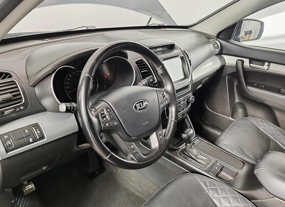 Kia Sorento, II Рестайлинг 2.4 AT (175 л.с.) 4WD