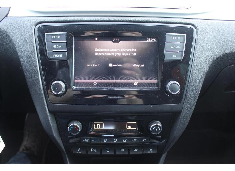 Skoda Rapid 1.6 AT (110 л.с.)