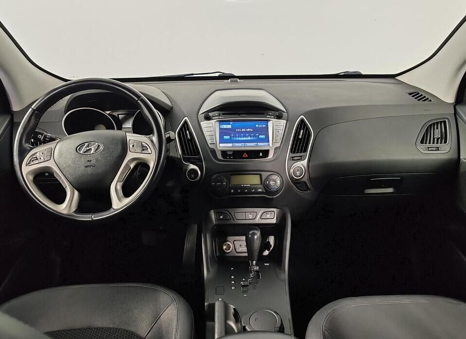 Hyundai ix35 2.0 AT (150 л.с.) 4WD