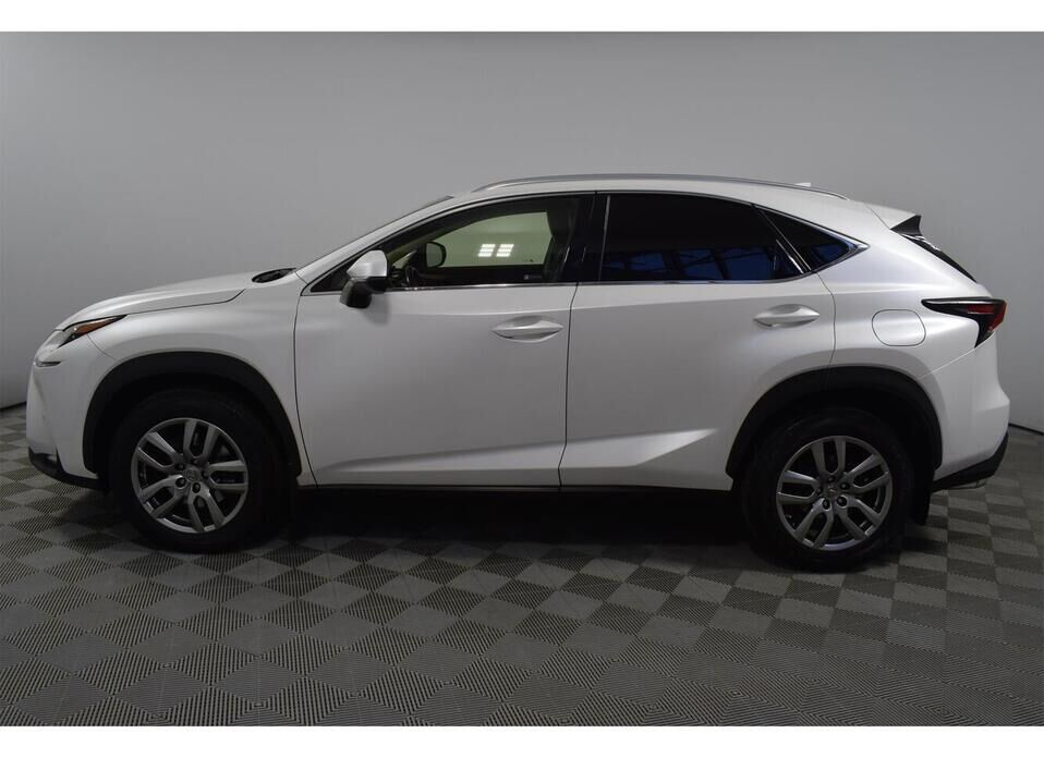 Lexus NX, I 200t 2.0 AT (238 л.с.) 4WD