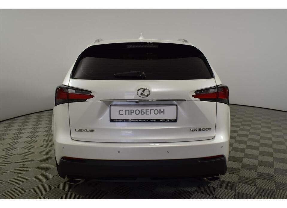 Lexus NX, I 200t 2.0 AT (238 л.с.) 4WD