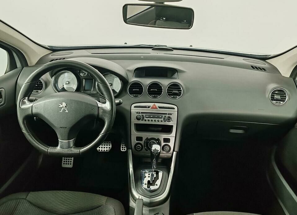 Peugeot 308 1.6 AT (120 л.с.)