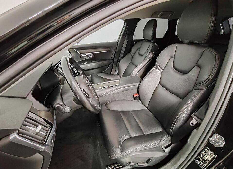 Volvo V90 Cross Country 2.0d AT (190 л.с.) 4WD