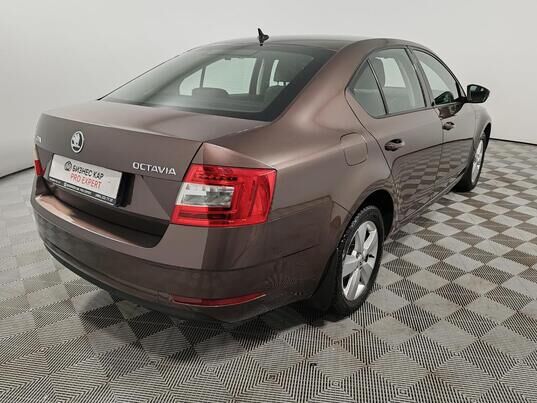 Skoda Octavia, 2018&nbsp;г., 216&nbsp;373&nbsp;км