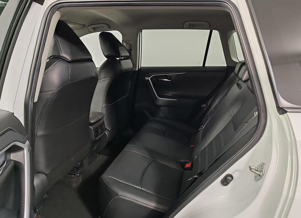 Toyota RAV4, V (XA50) 2.5 AT (199 л.с.) 4WD