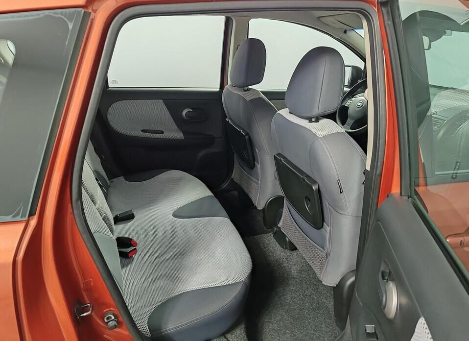 Nissan Note 1.6 AT (110 л.с.)