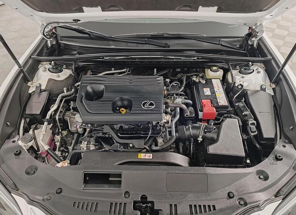 Lexus ES, VII Рестайлинг 2 200 2.0 CVT (173 л.с.)