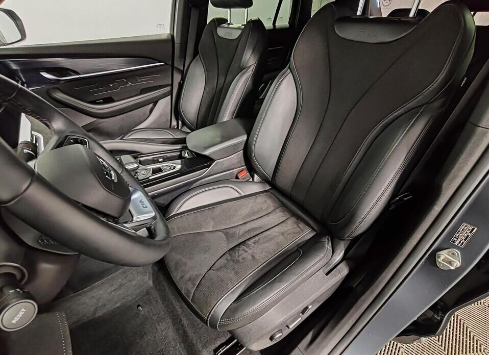 Geely Monjaro 2.0 AT (238 л.с.) 4WD