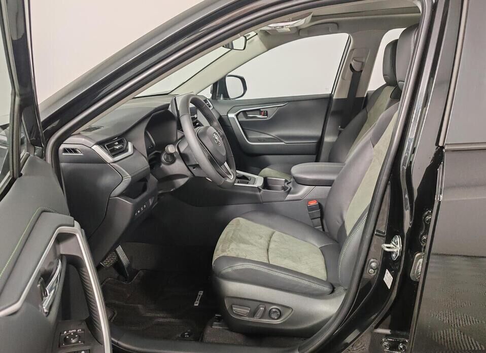 Toyota RAV4, V (XA50) 2.0 CVT (171 л.с.) 4WD