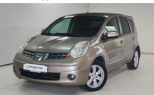Nissan Note 1.6 AT (110 л.с.)