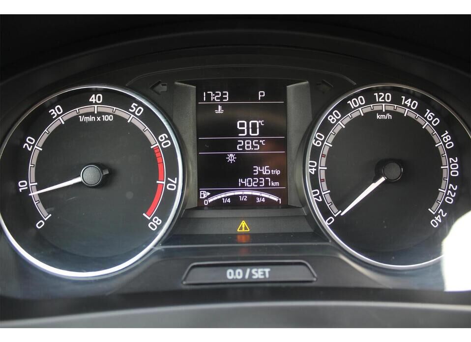Skoda Rapid 1.6 AT (110 л.с.)