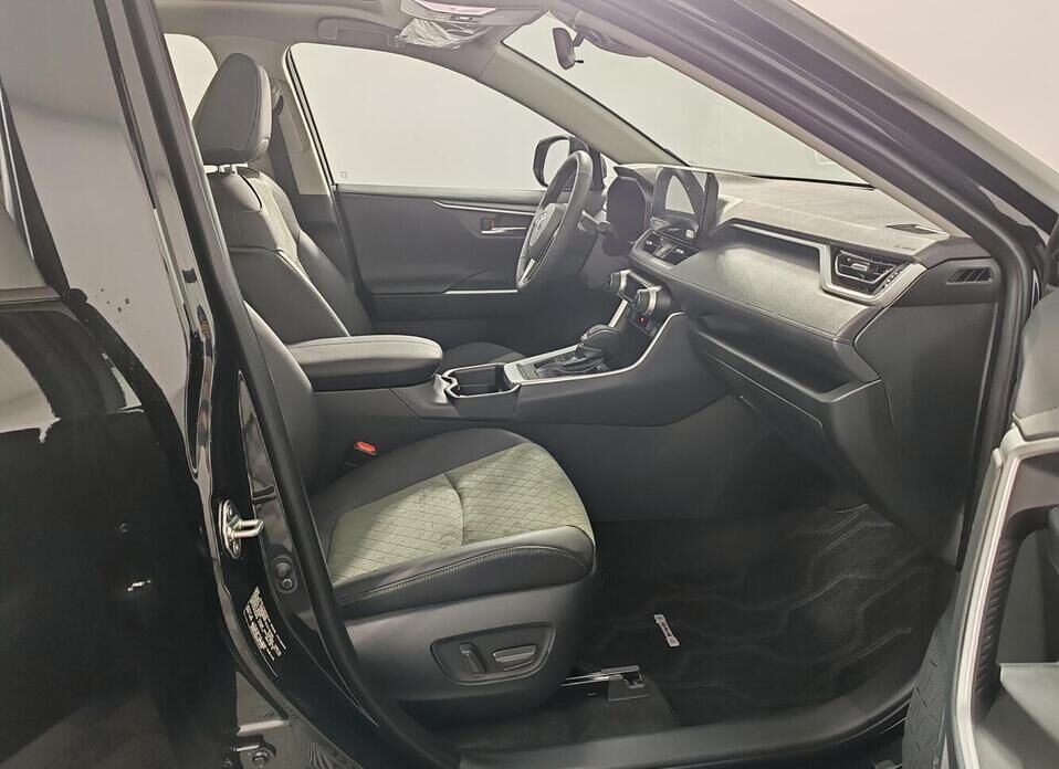 Toyota RAV4, V (XA50) 2.0 CVT (171 л.с.) 4WD