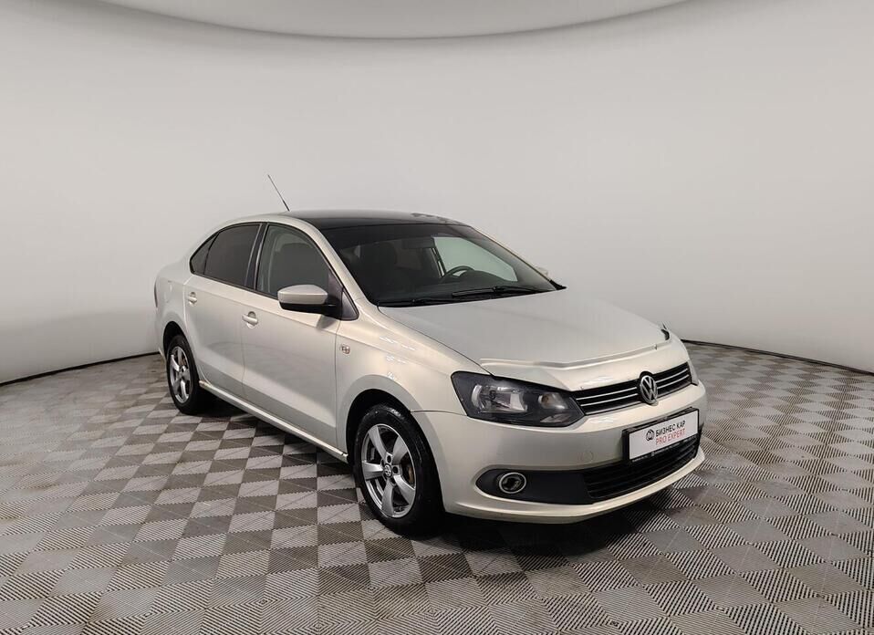 Volkswagen Polo 1.6 MT (105 л.с.)