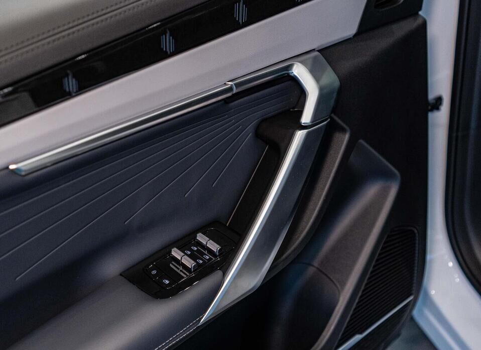 Geely Atlas, II 2.0 AT (200 л.с.) 4WD