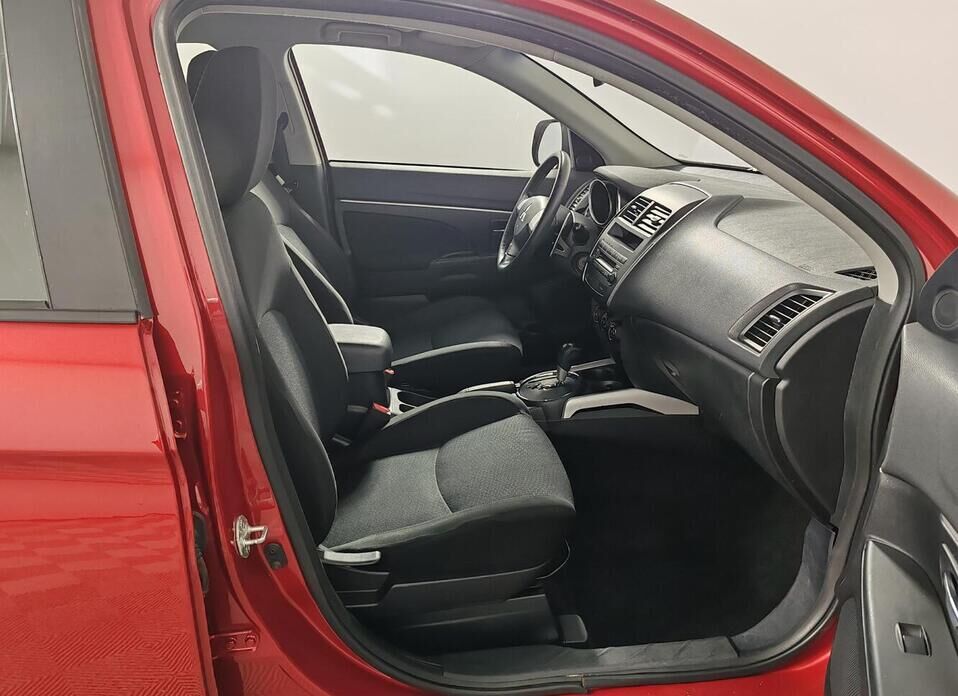 Mitsubishi ASX, I 1.8 CVT (140 л.с.)