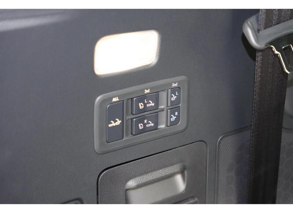 Lexus LX, IV 600 3.5 AT (415 л.с.) 4WD