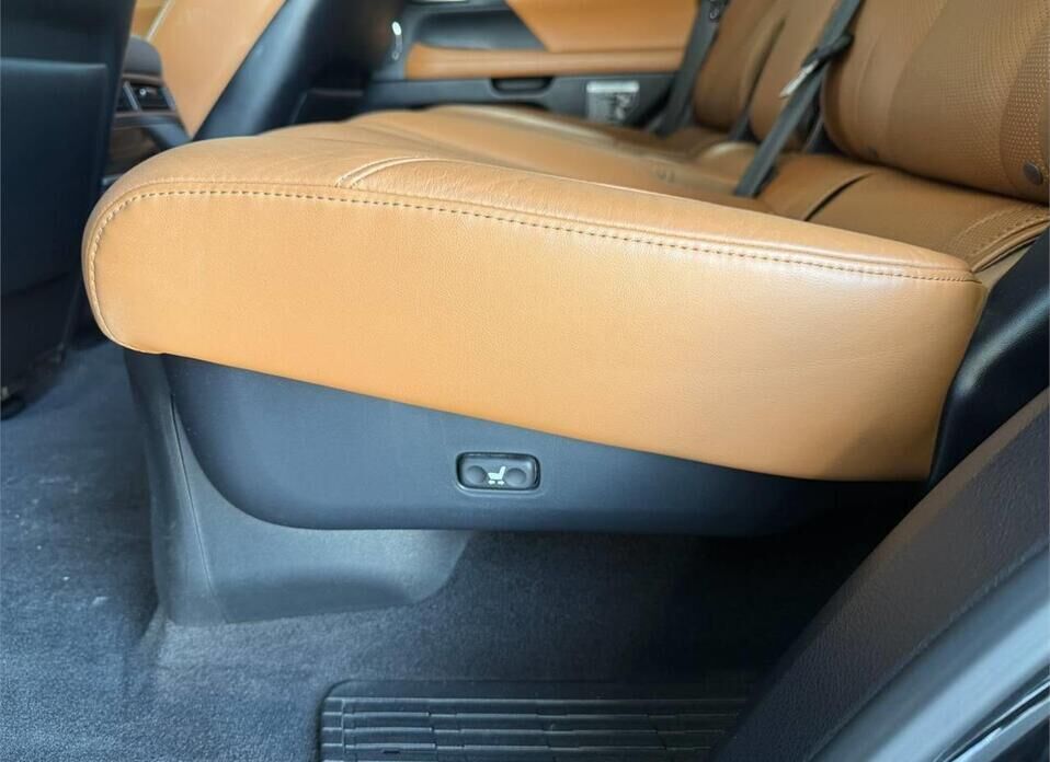 Lexus LX, III Рестайлинг 2 570 5.7 AT (367 л.с.) 4WD