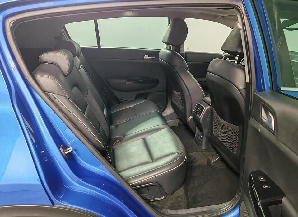 Kia Sportage, IV Рестайлинг 2.0d AT (185 л.с.) 4WD