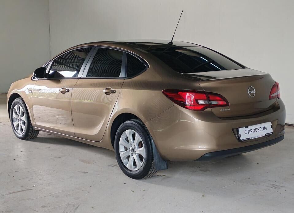Opel Astra 1.6 MT (115 л.с.)