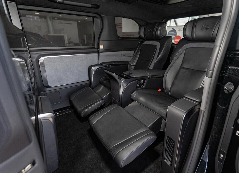 Lexus LM, II 350h 2.5hyb CVT (190 л.с.) 4WD