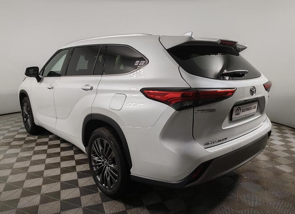 Toyota Highlander, IV (U70) 2.0 AT (248 л.с.) 4WD