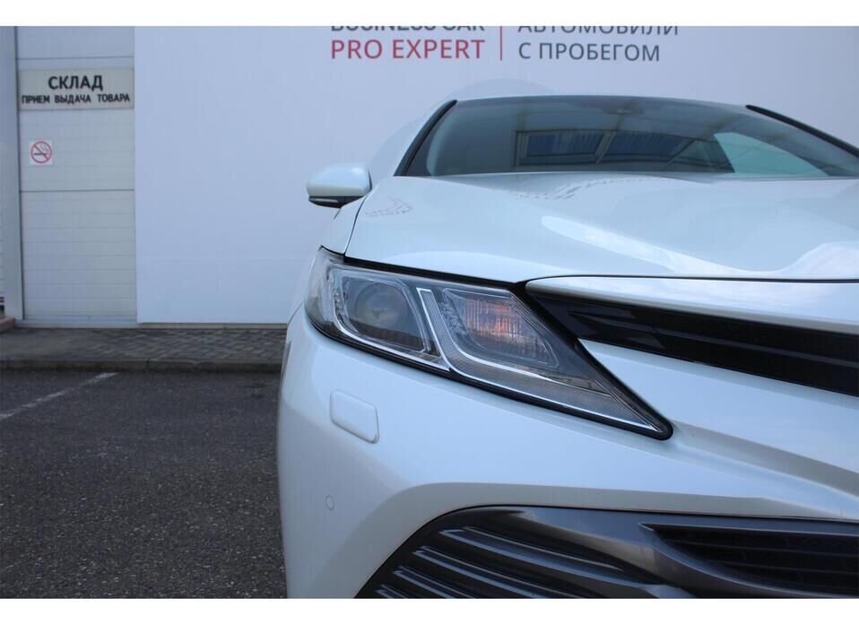 Toyota Camry, VIII (XV70) 2.5 AT (181 л.с.)