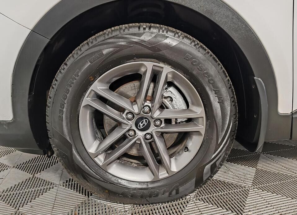 Hyundai Santa Fe 2.2d AT (200 л.с.) 4WD