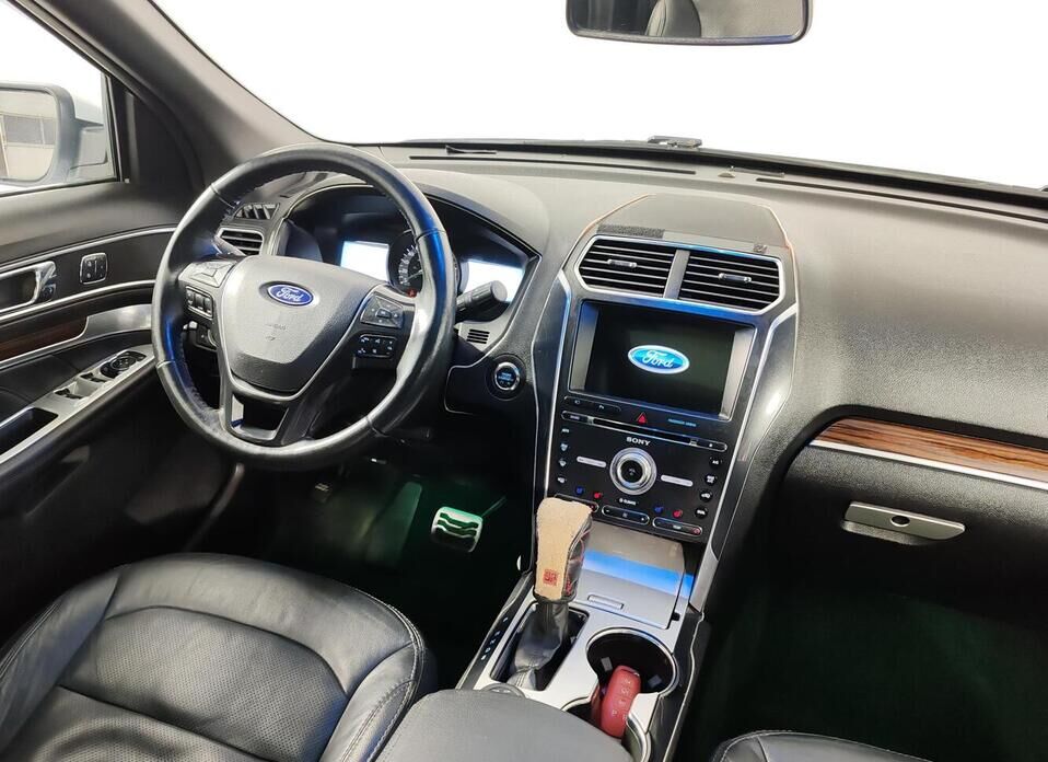 Ford Explorer, V 3.5 AT (249 л.с.) 4WD