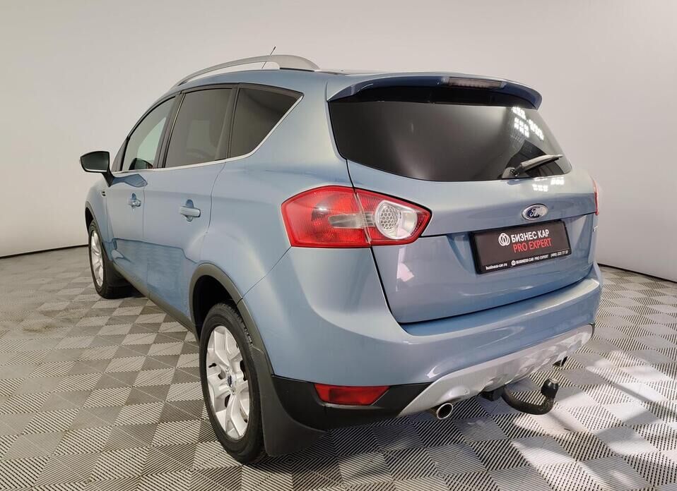 Ford Kuga 2.0d MT (136 л.с.) 4WD