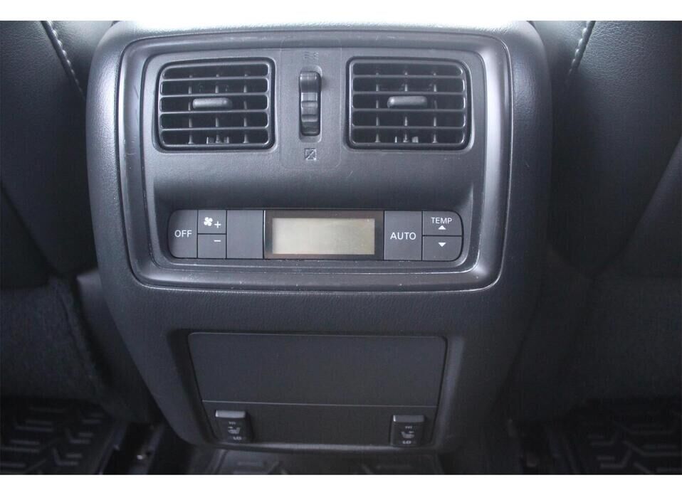 Nissan Pathfinder, IV 3.5 CVT (249 л.с.) 4WD