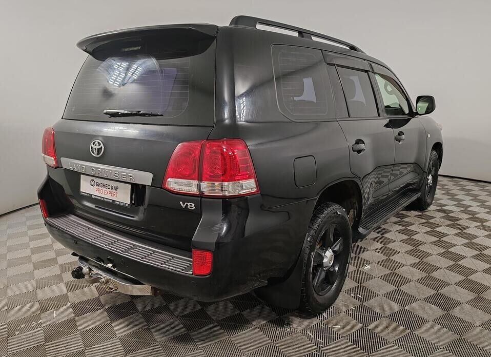 Toyota Land Cruiser, 200 Series 4.5d AT (235 л.с.) 4WD