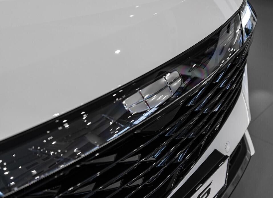 Geely Atlas, II 2.0 AT (200 л.с.) 4WD