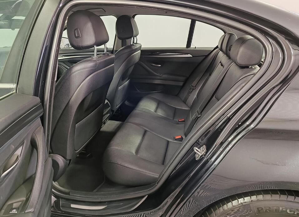 BMW 5 серии 520d 2.0d AT (190 л.с.)
