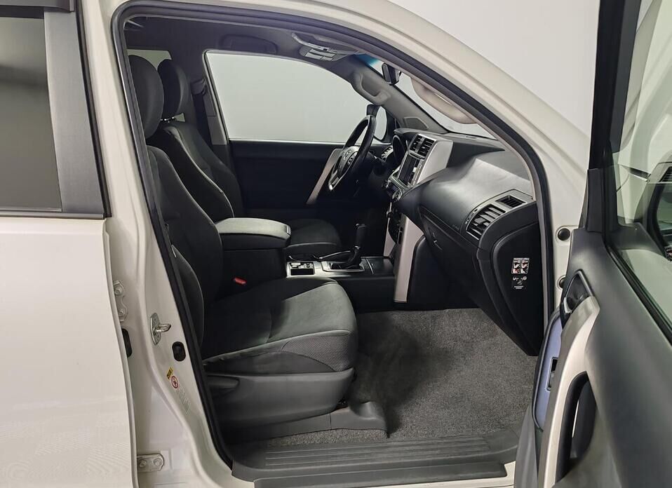 Toyota Land Cruiser Prado 3.0d AT (173 л.с.) 4WD