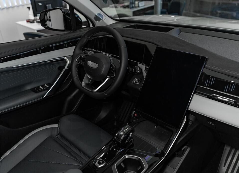 Geely Atlas, II 2.0 AMT (200 л.с.)